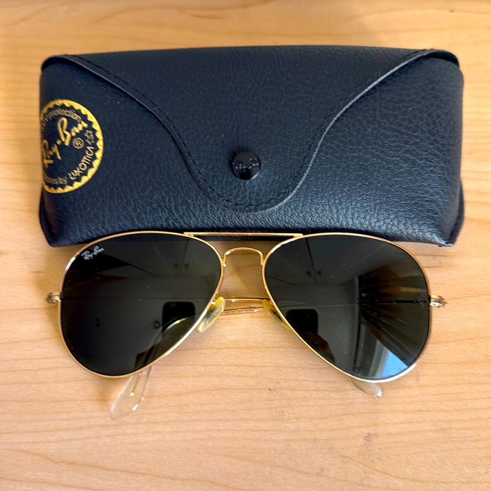 Authentic classic Ray-Ban aviator sunglasses